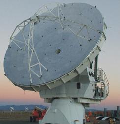 L'antenne d'essai VertexRSI pour le vaste rseau millimtrique d'Atacama (ALMA)