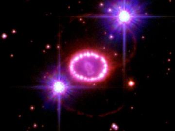 Les restes de la supernova de 1987, photographis en janvier 2010 par le tlescope spatial Hubble.