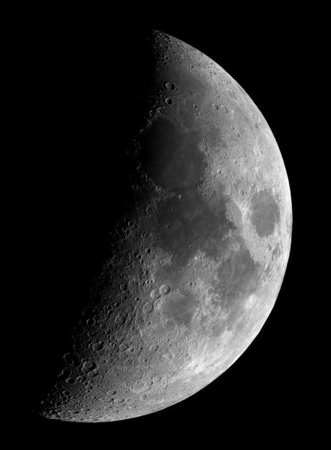 lune(c8100%).jpg