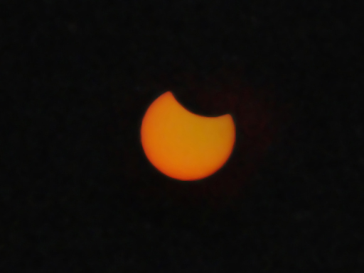 Fotografa del eclipse anular de sol 2005 desde Madrid
