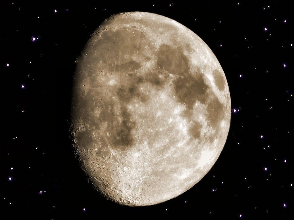 lune_ecran.jpg (99610 octets)