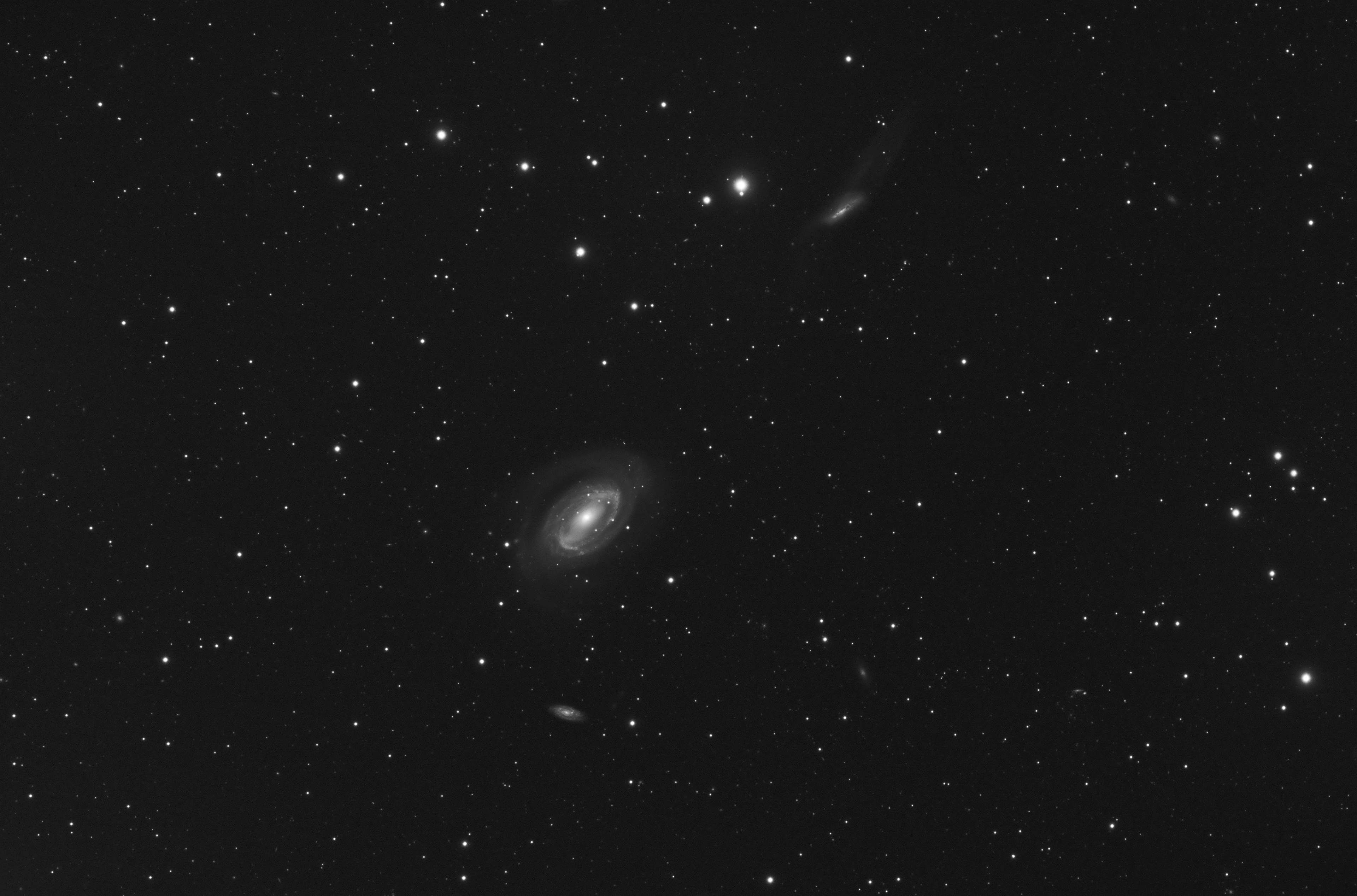 NGC4725_FSQ106_F5_Altair183ProTec-15_72x
