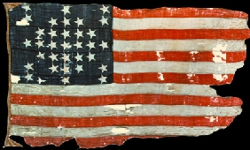 Le drapeau dchir de Fort Sumter (Charleston, S.C.) en 1861.