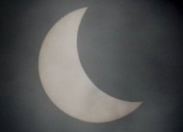 eclipse2.jpg - 4346 Octets