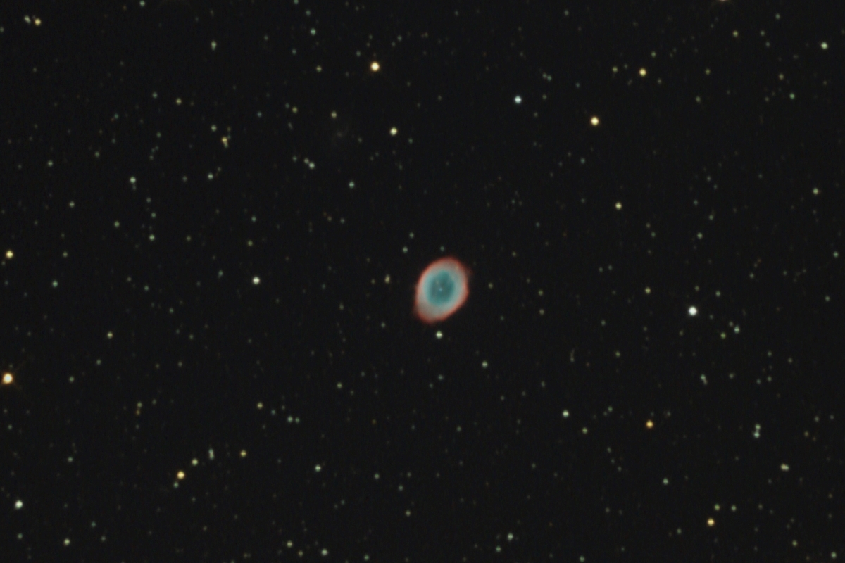 M57 Finale -crop- DSS + IRIS + Pn 14i 180s 800iso.jpg