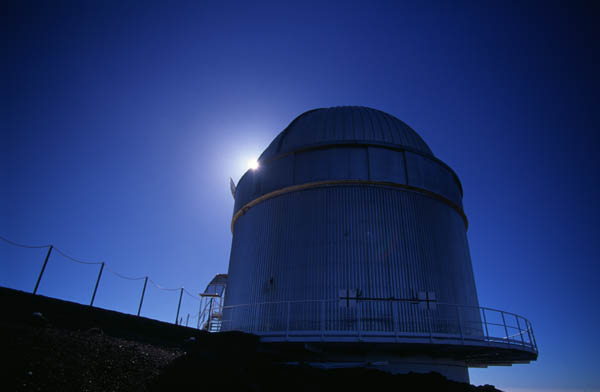 Le fabuleux Nordic optical telescope / The fabulous Nordic optical telescope