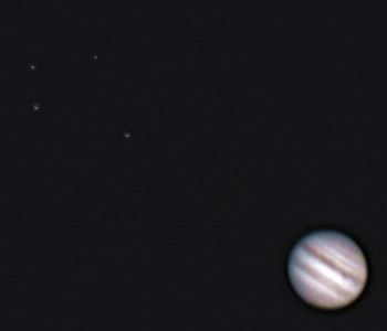 Jupiter20010204m6.jpg(10529 octets)