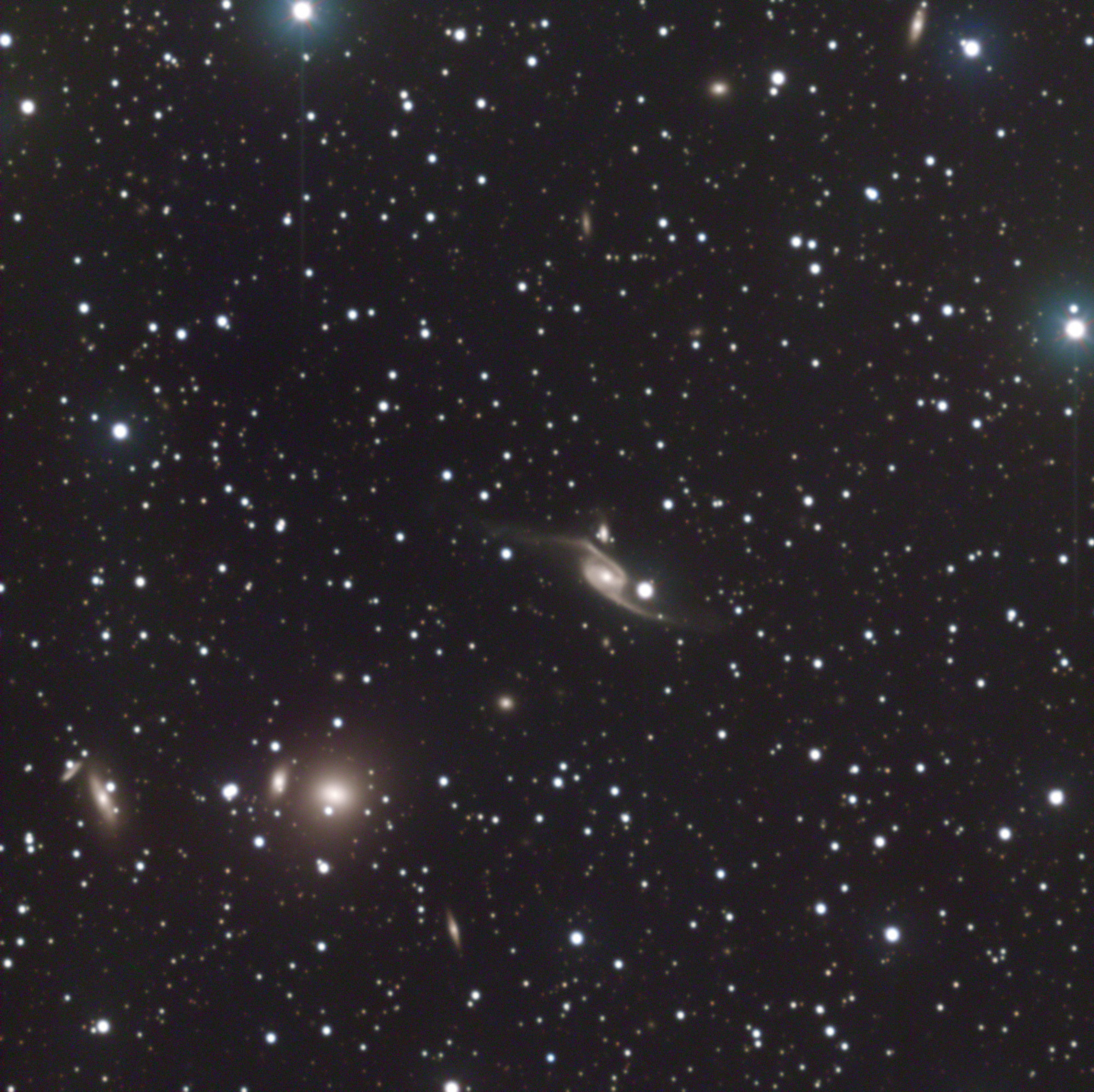 NGC4981_6880_6876_6877_6872_SymetrVert.jpg