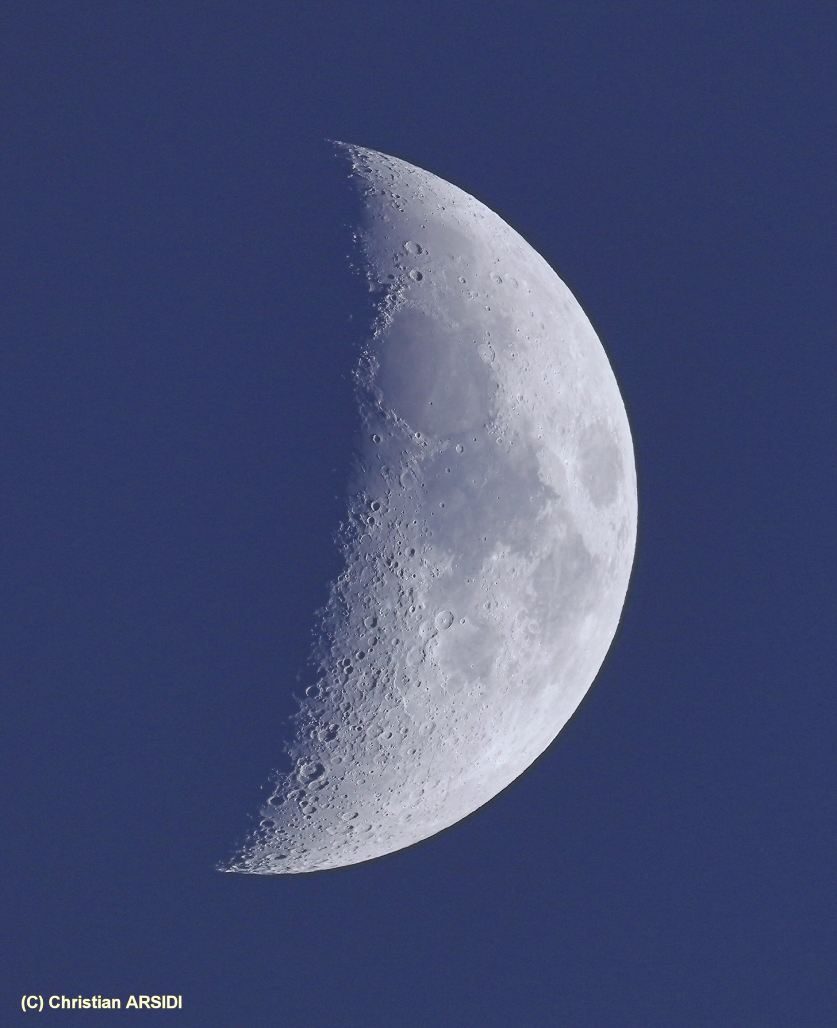 La Lune FSQ de 85 mm TTB BV.jpg
