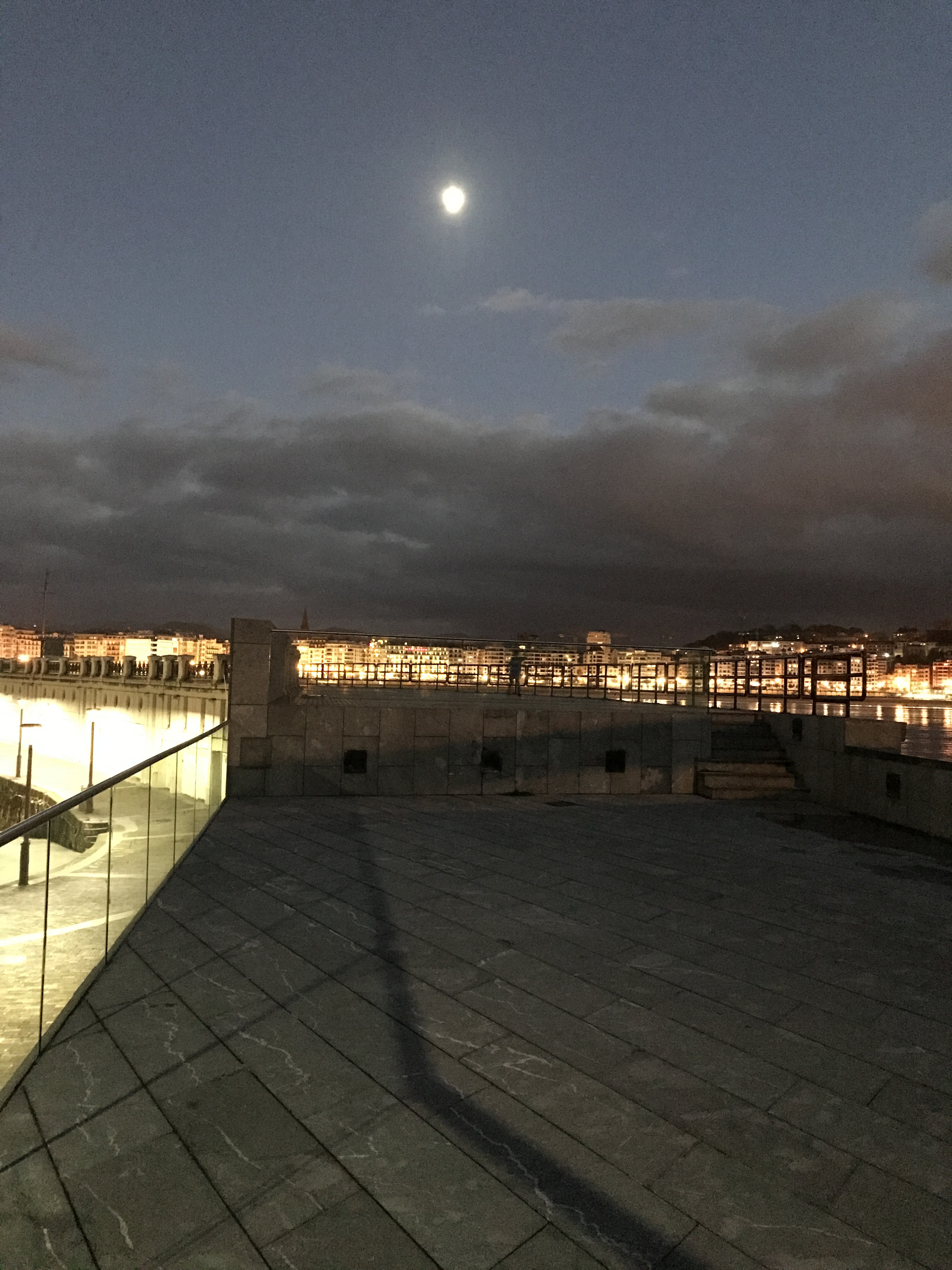 Levé Lune - Donostia- le 30/10/2017 à 19h00