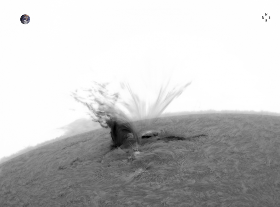 Éruption solaire  (M 5.5) - 23 juillet 2016