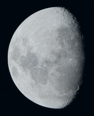 La lune du 28/12 au zoom Sigma 120-300, Tc2x et Nikon D810