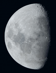 La lune du 26 Janvier au zoom Sigma 120/300 et Nikon D810, à 1200mm de focale