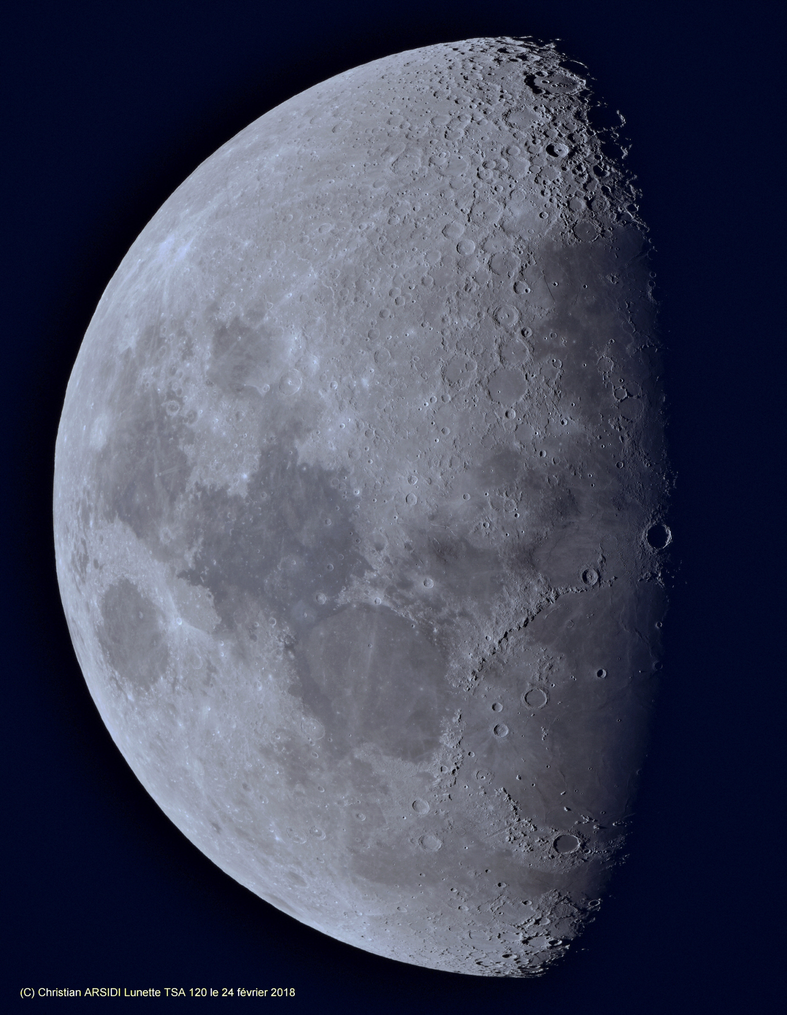 La Lune 35 images RVB 35 images TTB 1 recadrée_DxO 40% BV.jpg