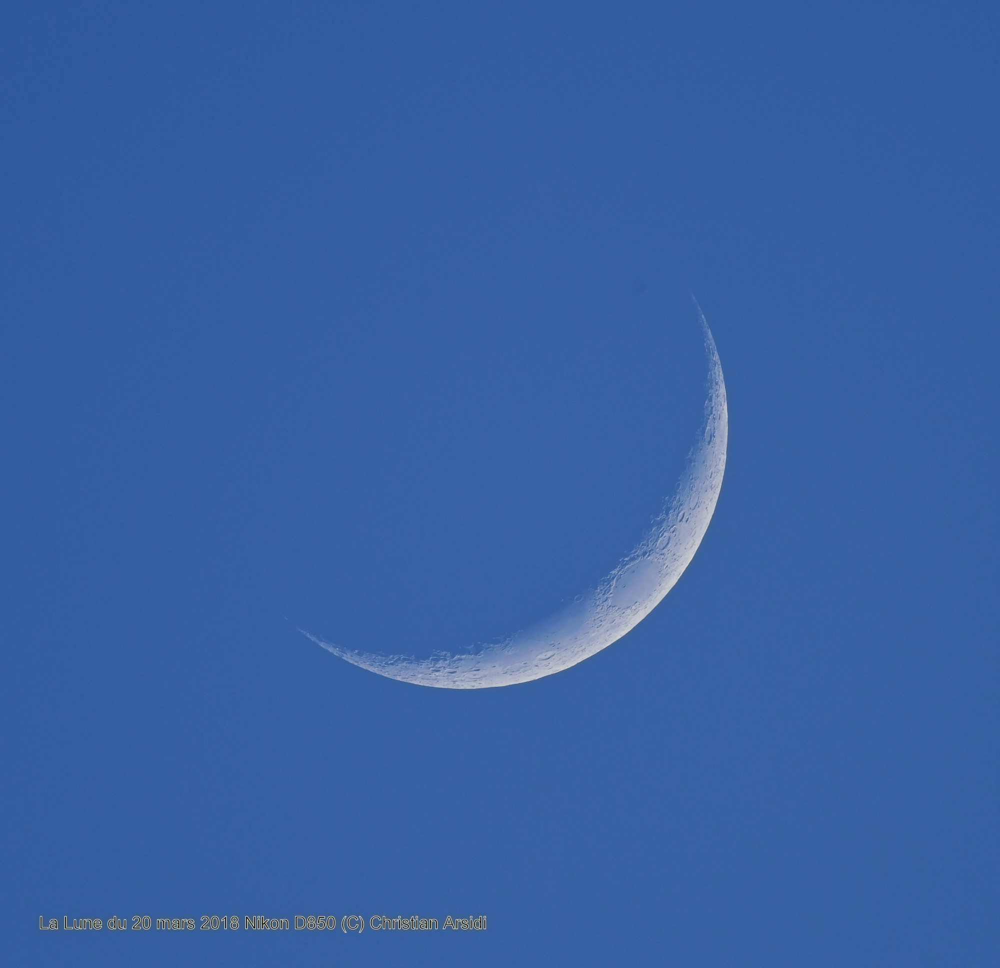 La Lune encore jour_DxO JPEG.jpg