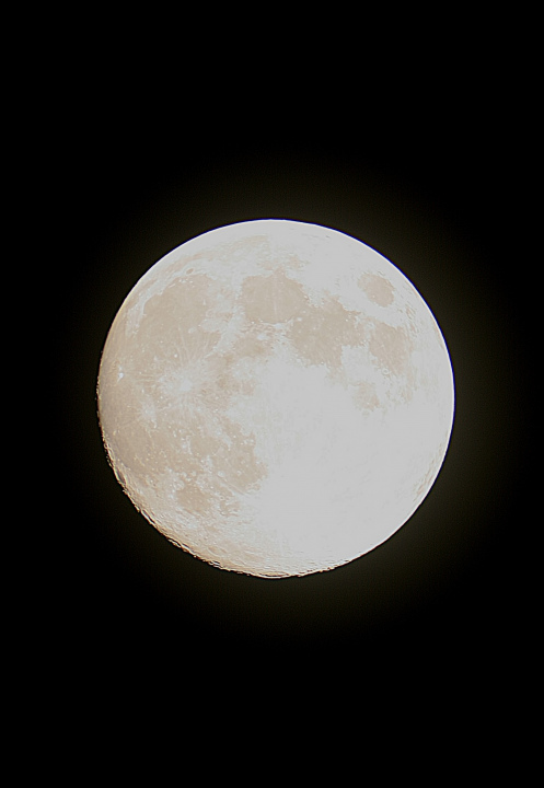 La Lune dans la nuit du 30 Avril 2018