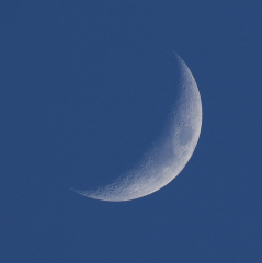 la lune, au soir du 19/05/2018 (43127/34/41.JPG)