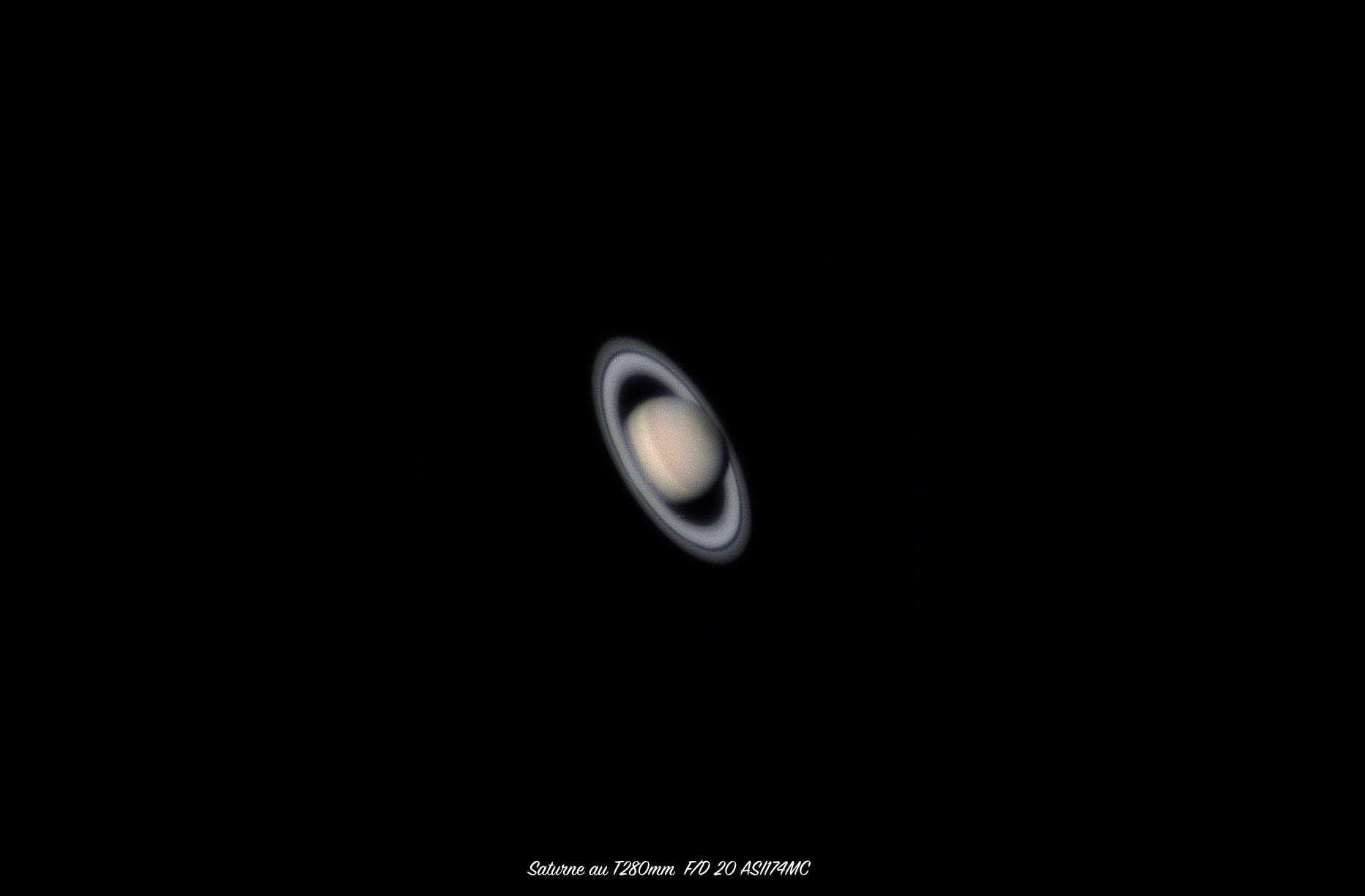 Saturne.jpeg.044bb852813c14fe3f0c6c4db8cc6135.jpeg