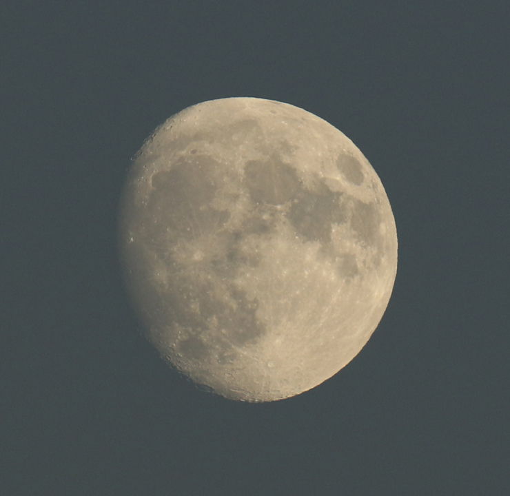 la lune, au soir du 21/10/2018 (50598/606/613/621.JPG°