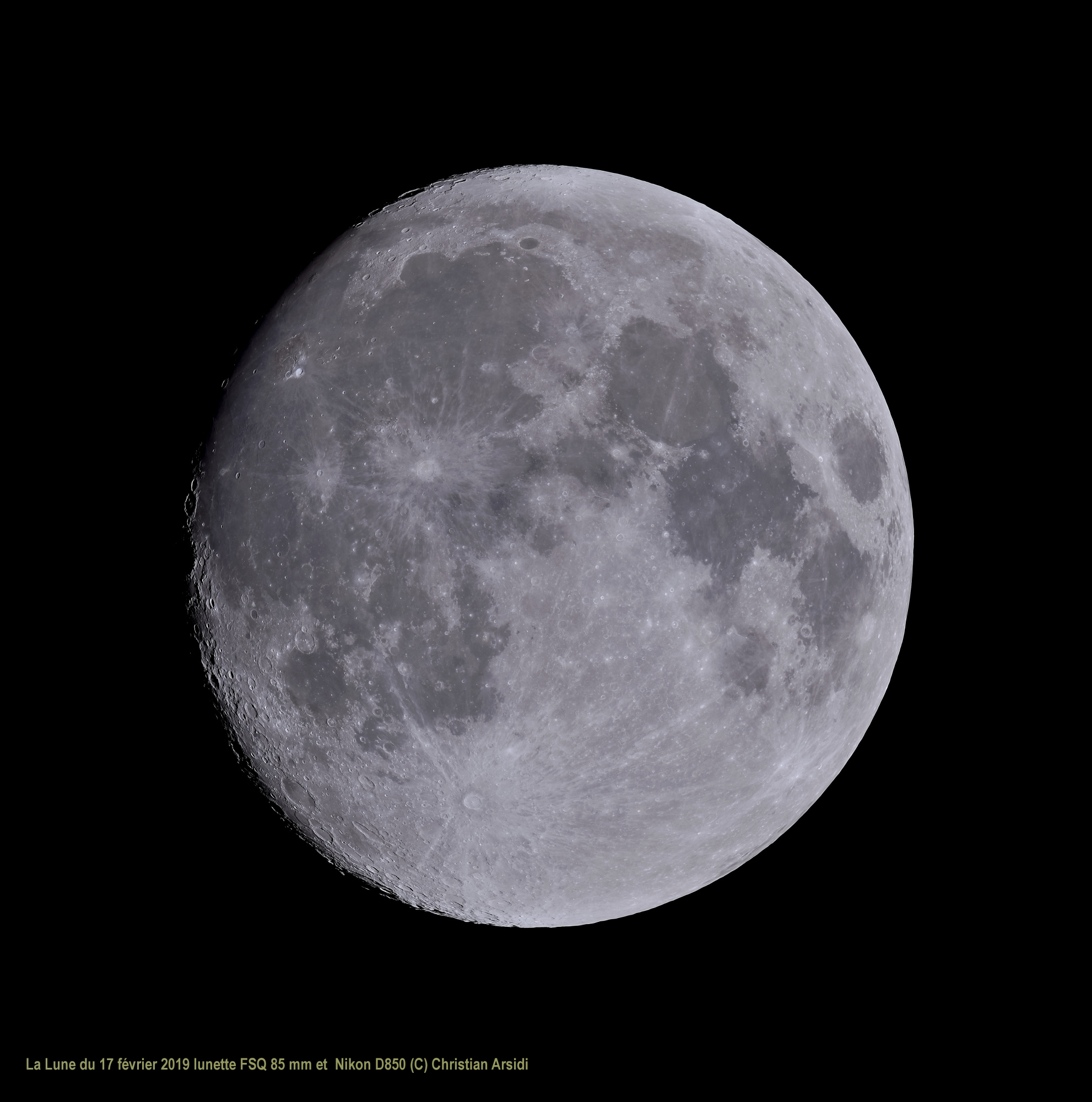 La Lune 40  images V et MF TTB recvadrée  Bonne version JPEG.jpg
