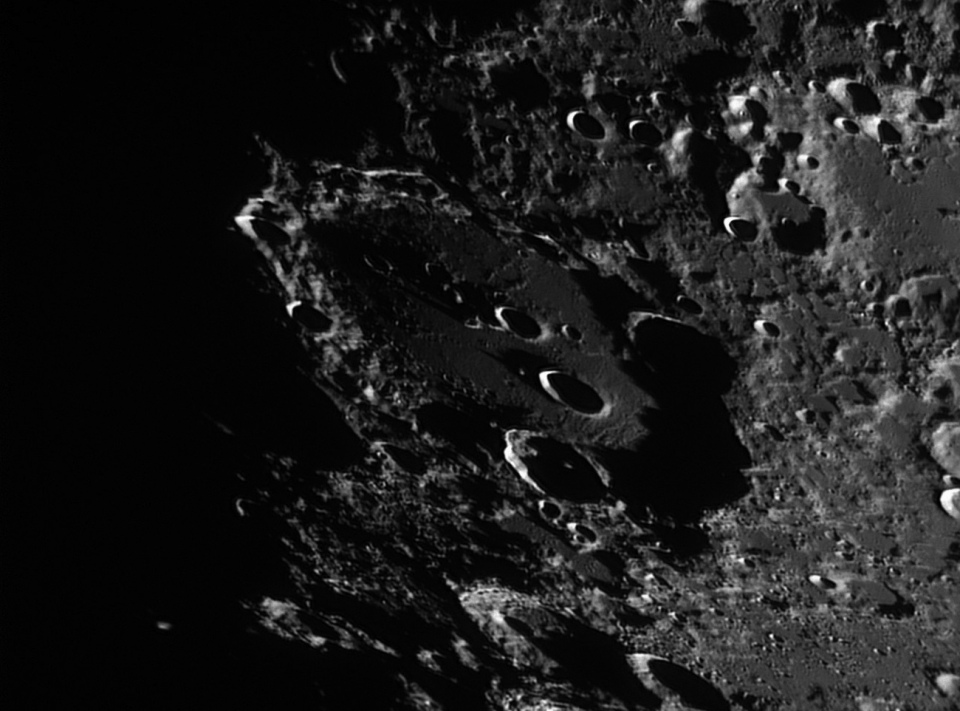 Moon_201749_lapl4_ap190 cratere.jpg