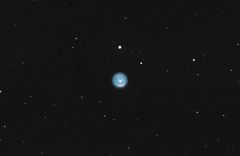 NGC 2392, la nebuleuse du clown