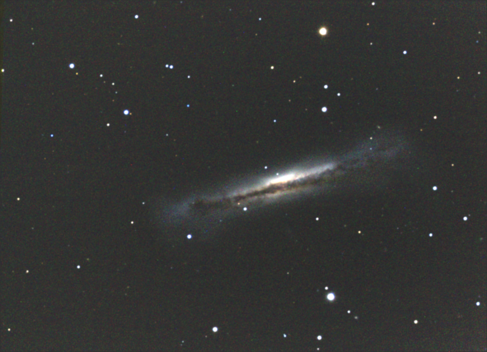 NGC 3628 IRIS 2  CC.png   la galaxie du hamburger NGC 3628