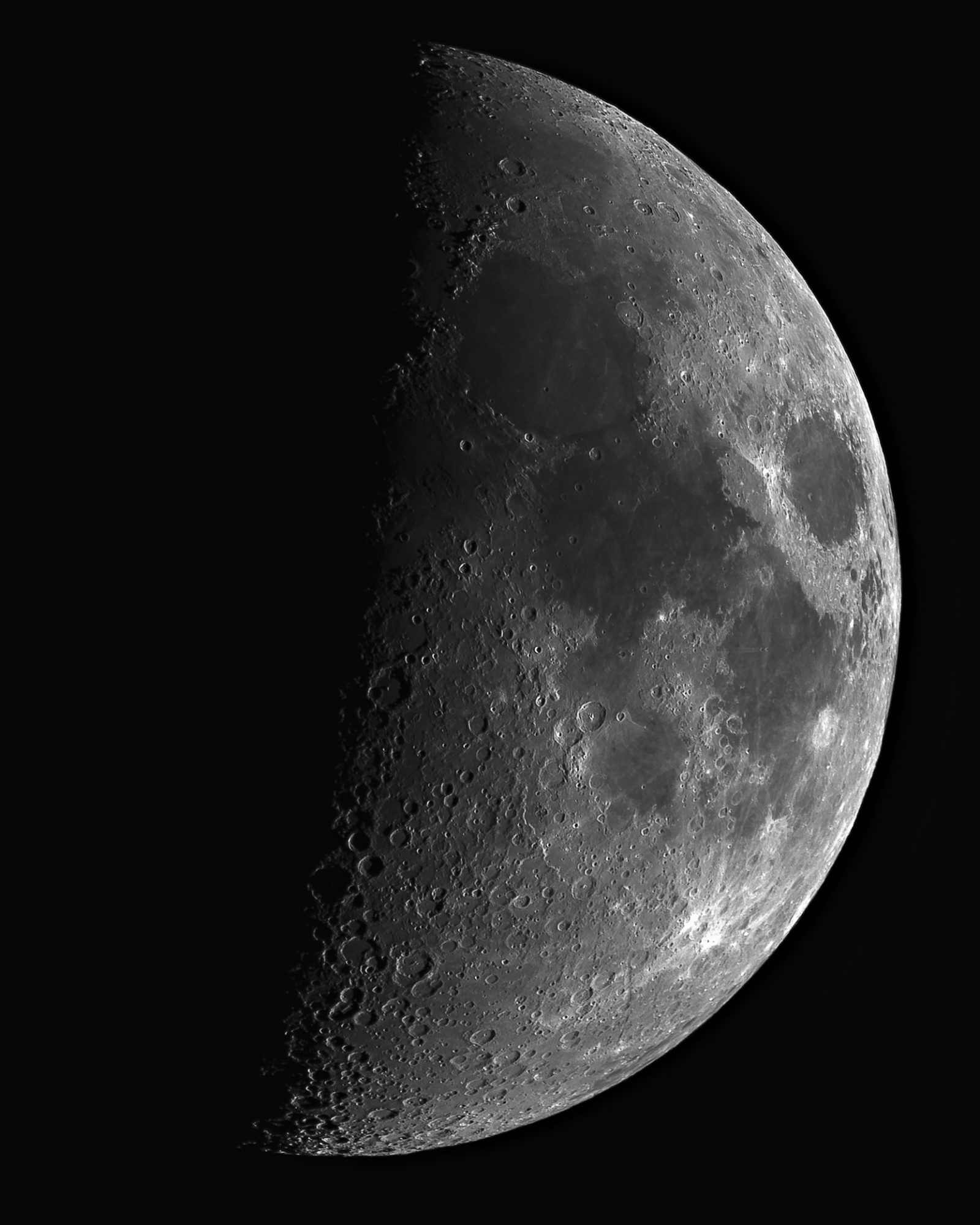 Moon-2048-.jpg