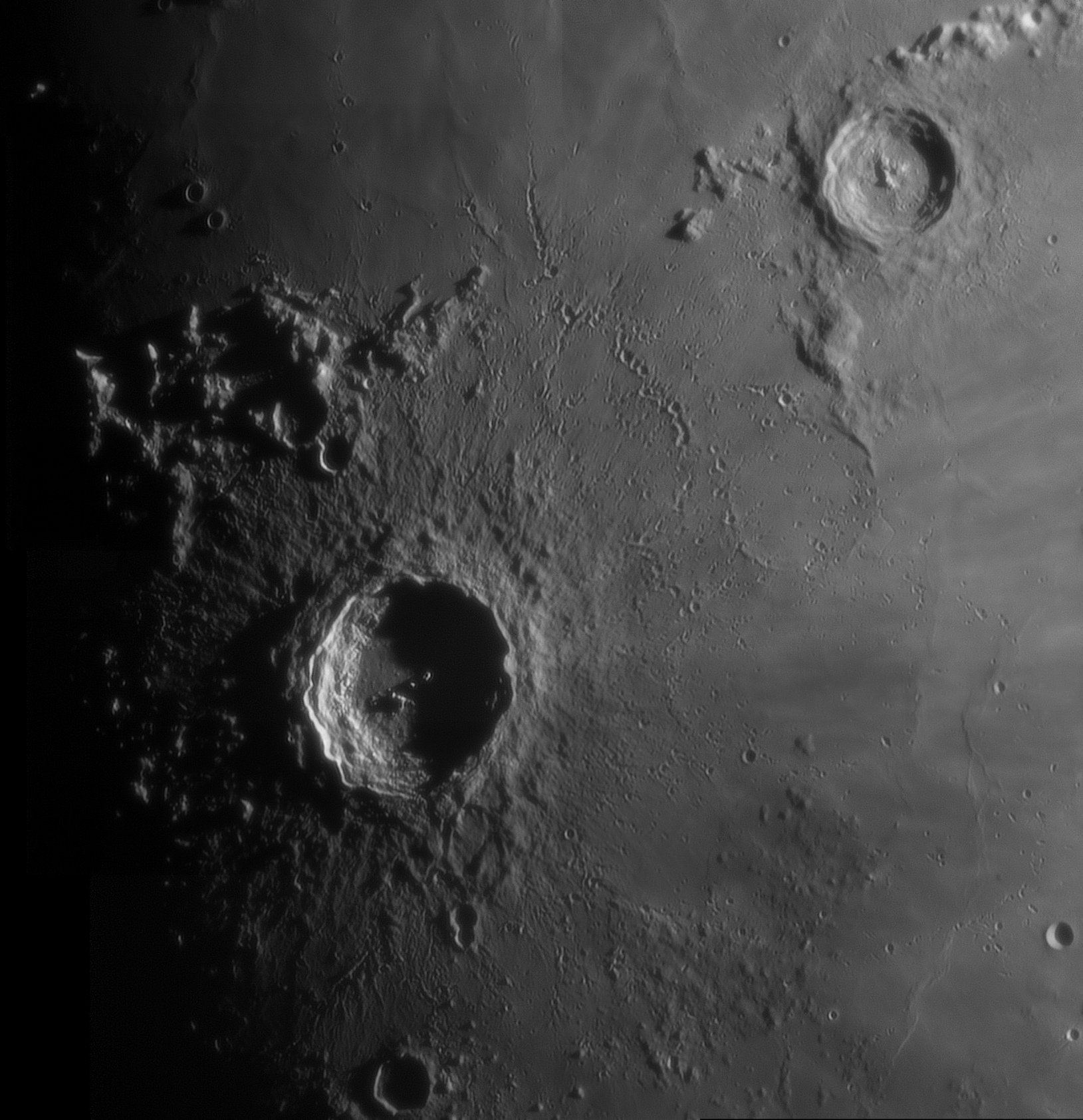 Copernic et Eratosthène du130519(T250+B1,6x+ASI120MC), taille 70%.