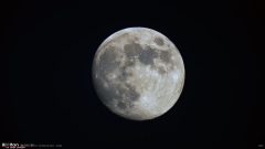 Lune gibbeuse couleur au 90mm avec SONYα3