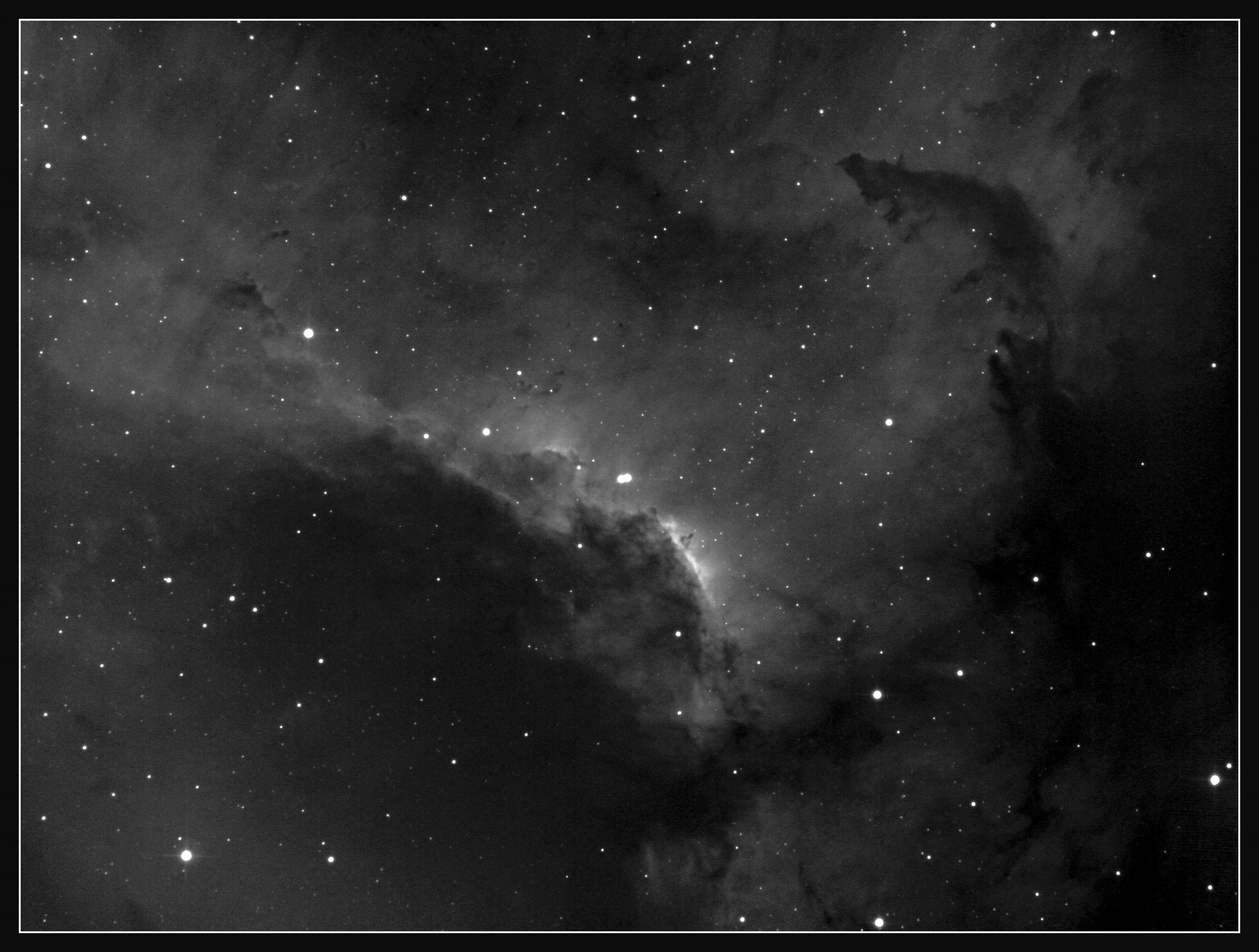 NGC_7000-le_mur_Ha_148mn.thumb.jpg.f1610d0fc92f0fc102c5e2c27d710e3c.jpg