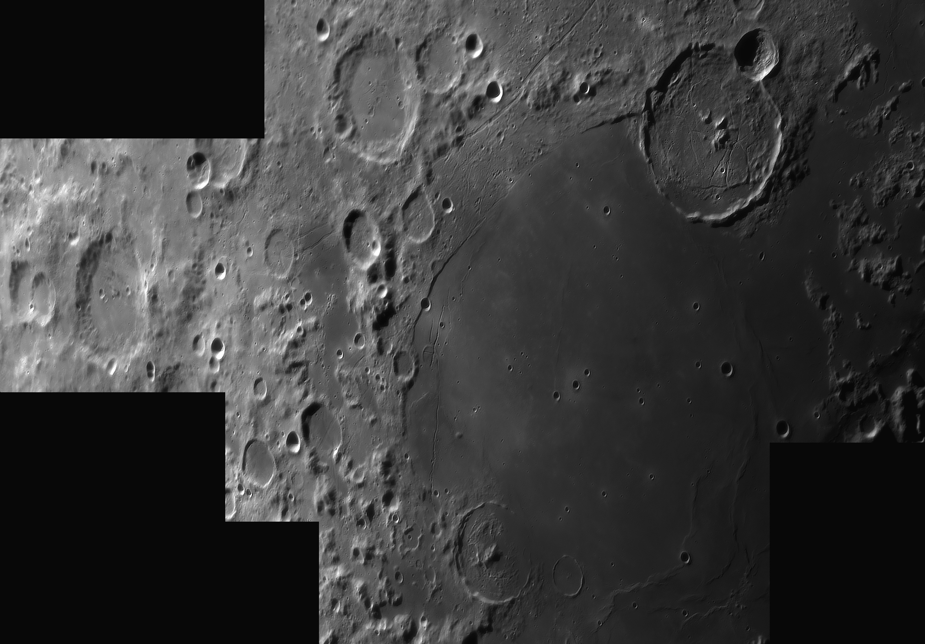 large.Moon-25-08-2019-mosaique3.jpg.644fb92462f43b0b1be16192fbf4c42c.jpg