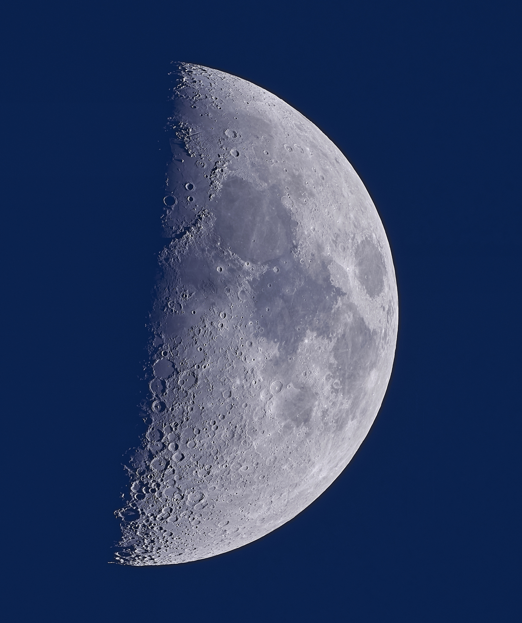 La lune 15 images TTB Jpeg.jpg