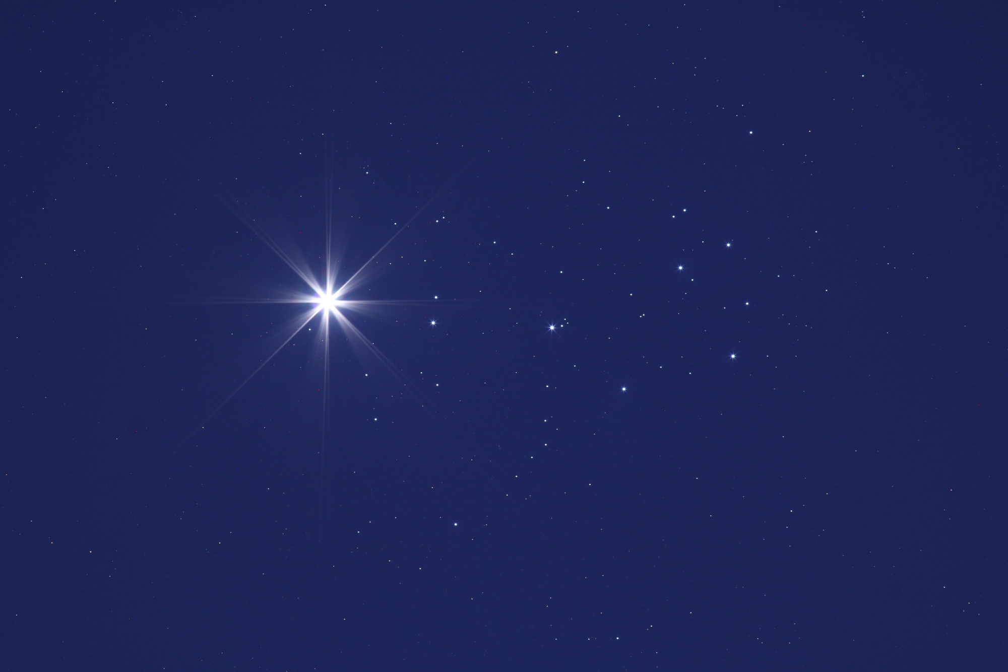 Venus Pleiades 4 avril 2445N1B1 send.jpg
