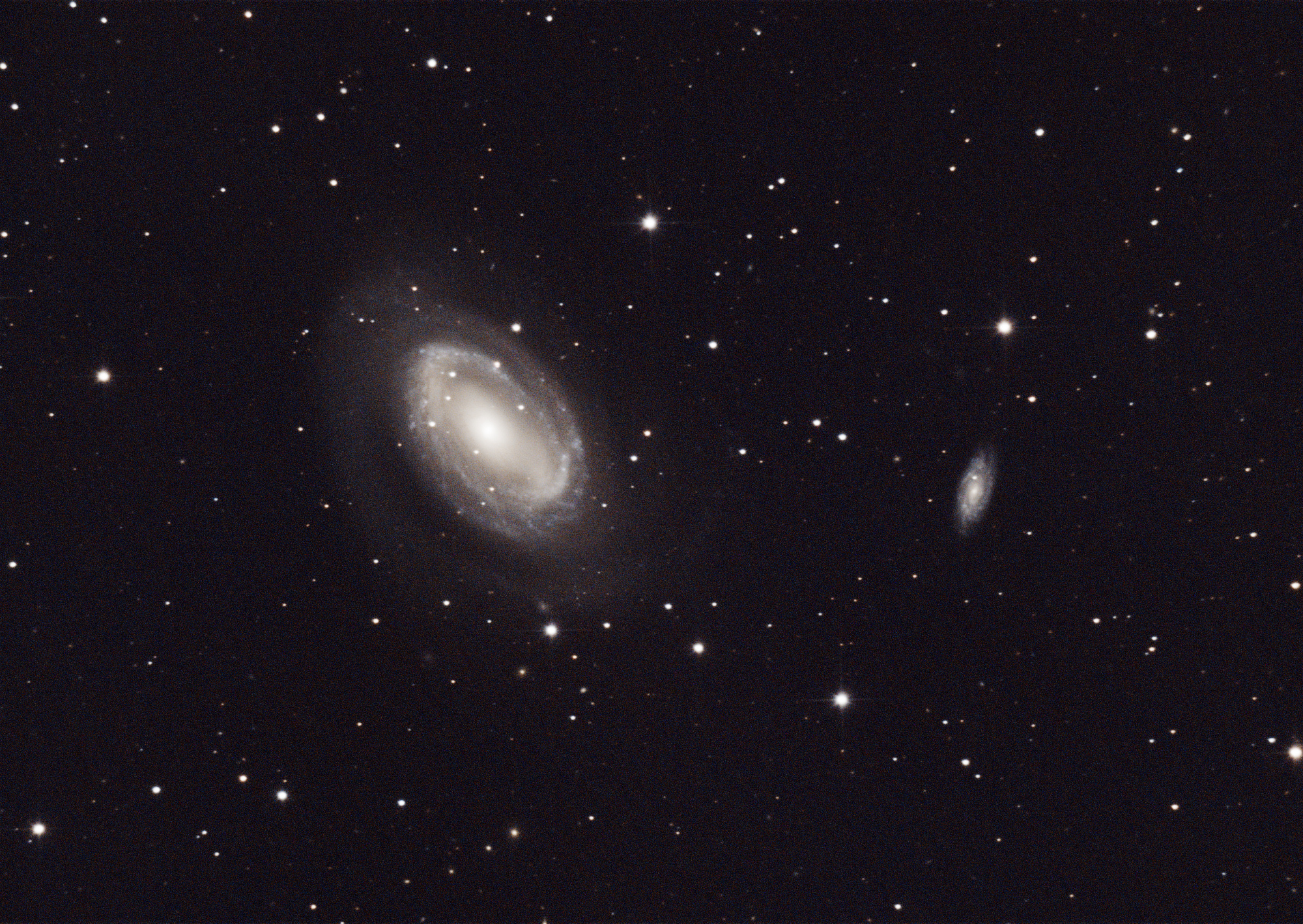 NGC_4725_180x30s.thumb.jpg.76c45c510d50bd1446fd456d27a5ae63.jpg