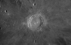 Copernicus au C14, le 4 Avril 2020: 700 images, caméra 174MM, Baader FFC, ADC Pierro Astro, filtre Astronomik orange 2c