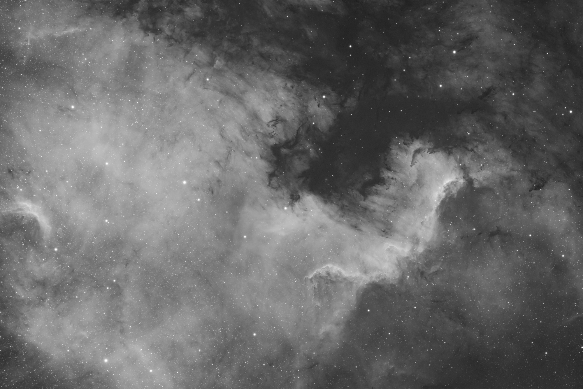 NGC7000_Ha_6200.thumb.jpg.e09ab7d2e111b641b3a7dd2a86213a1a.jpg
