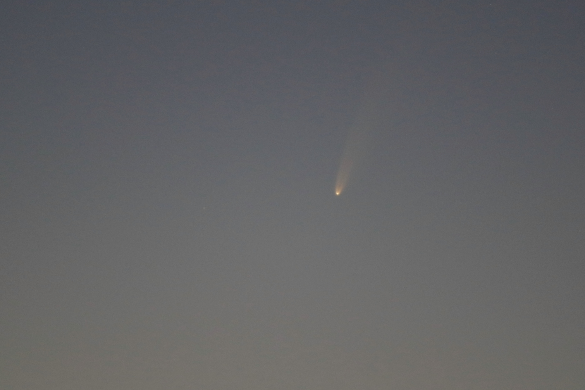 Comet1.thumb.JPG.9c55ba83b0577639d4ff550243a22242.JPG