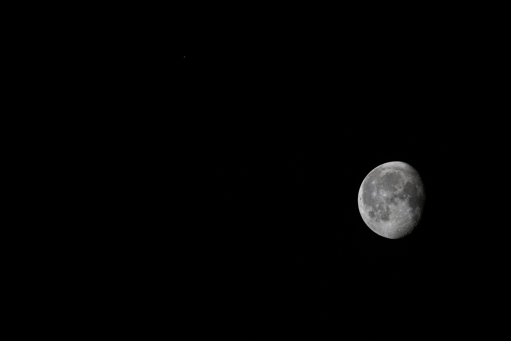 Mars Lune 8922B1 send.jpg