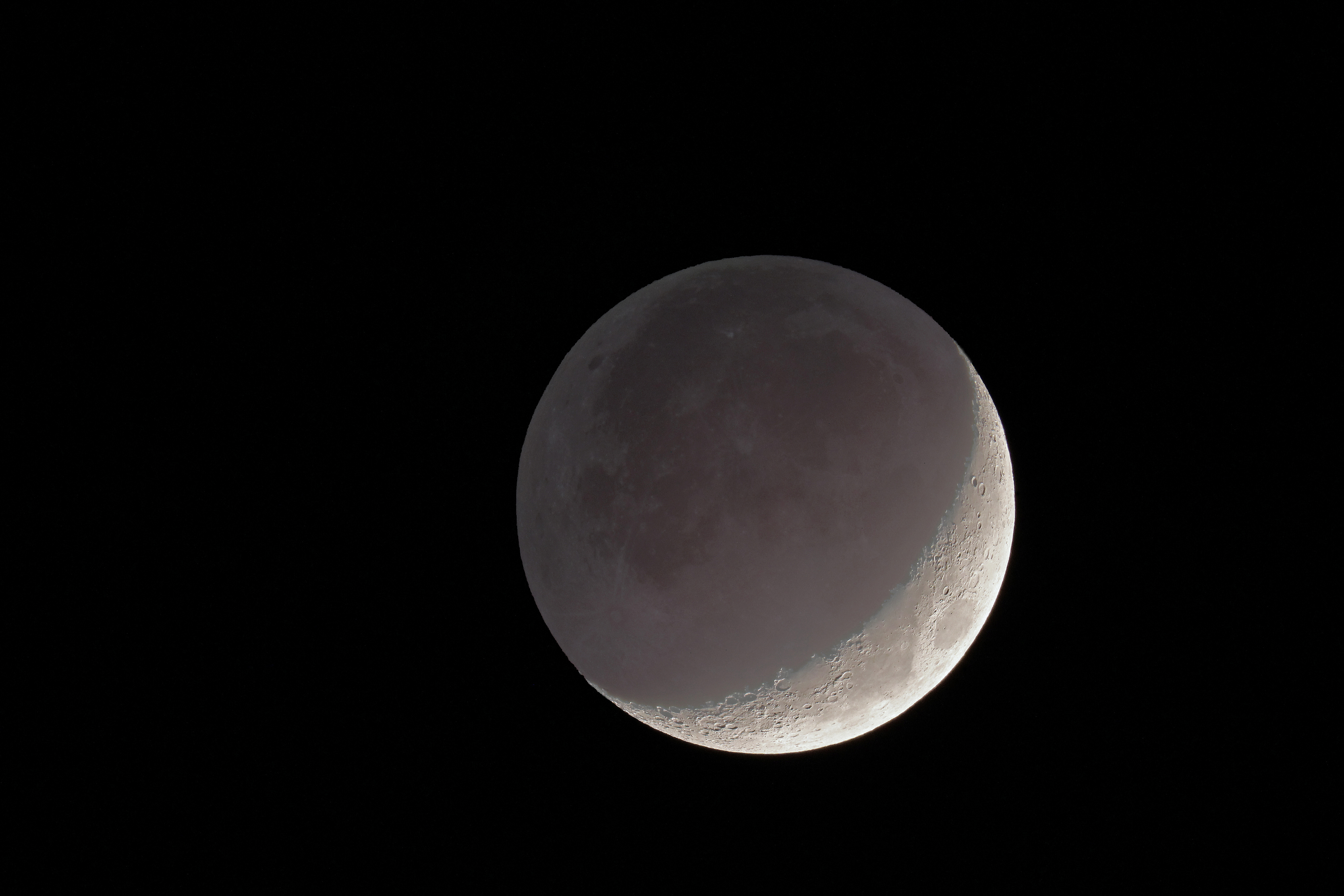 Lune 09.04.2019 HDR.jpg