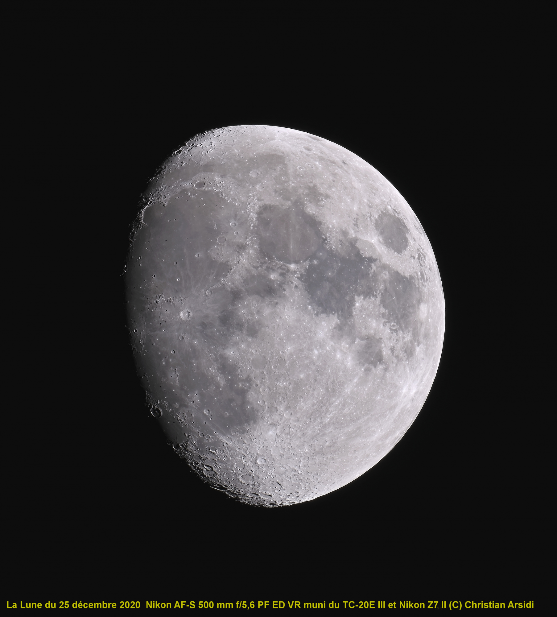 La Lune 20 images V2 recadrée_DxO 1.jpg