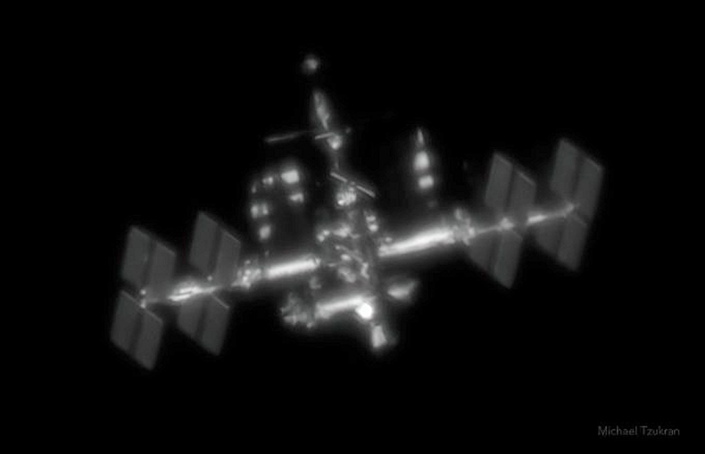 ISS-Tzukran.jpg.4ce23636338291ab9573b9f7fe0b134a.jpg