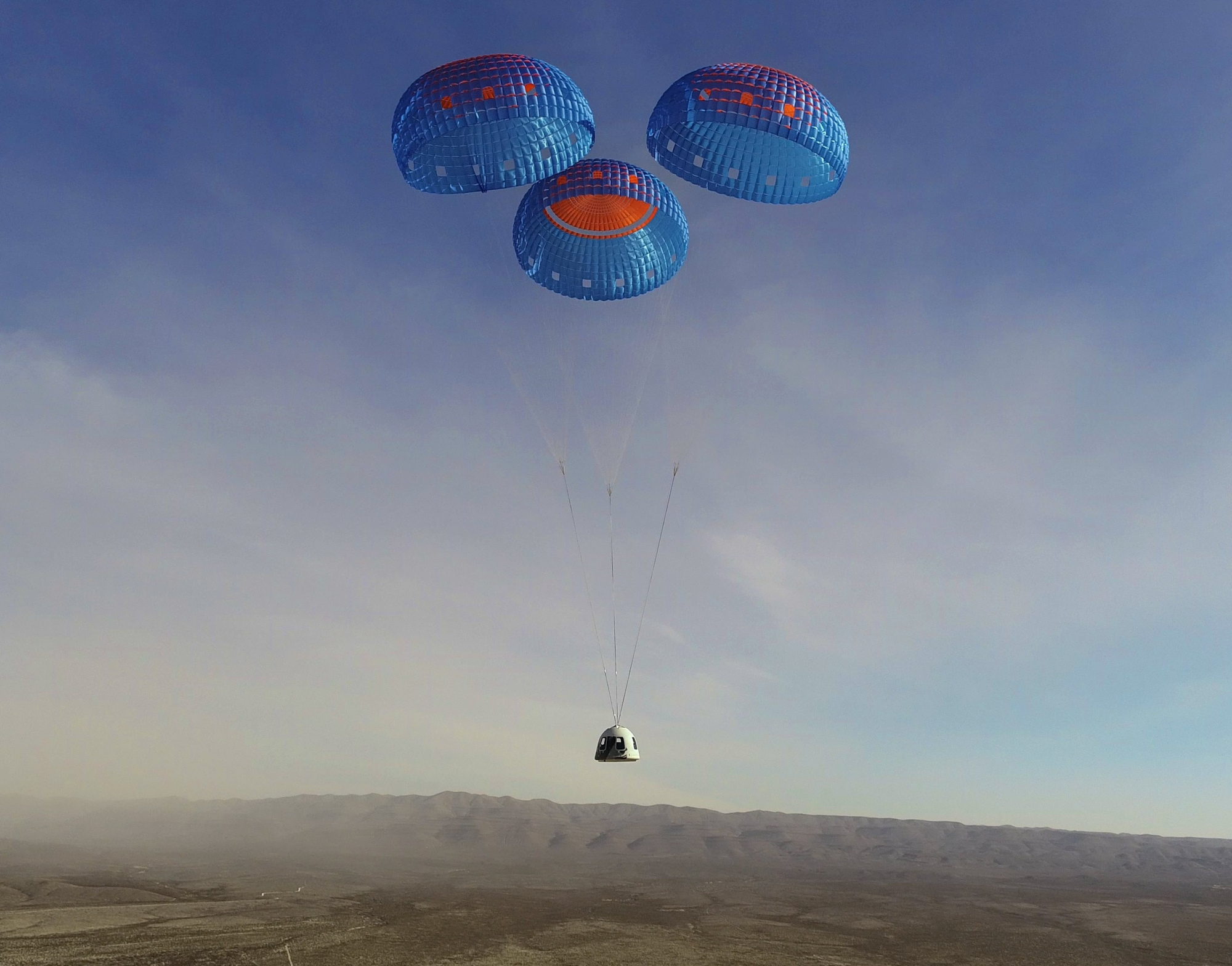 NewShepard_NS-14_2021-01-14_crew-capsule-parachutes.thumb.jpg.11fc135670de918424ec86baf6b6f7a0.jpg