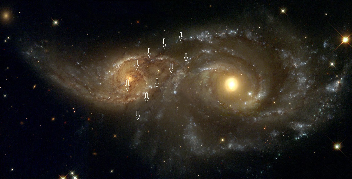 60491587f2923_NGC2207HSTchevauchementbras.jpg.17a131b2fb0d30479a5333a1ded6085d.jpg