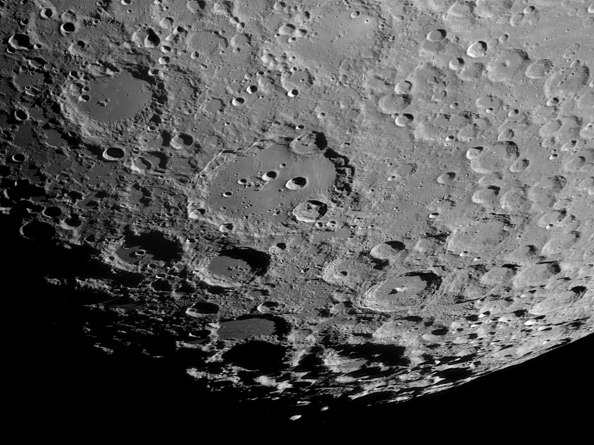 Lune-20210323_Cla-baV-PSAS.thumb.jpg.f8040a8b8f47148e7ba9cf25d337c2a9.jpg