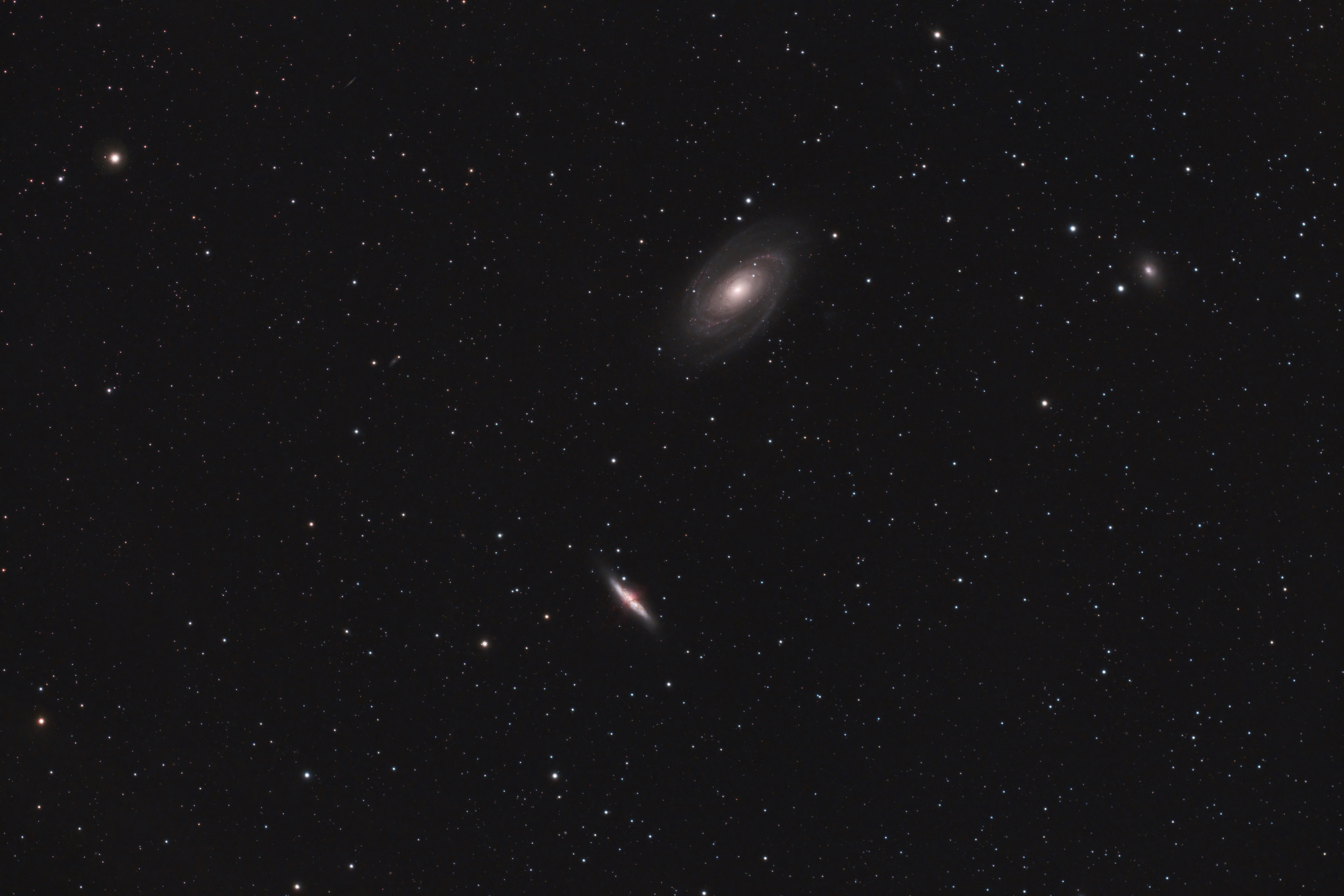 M81-82-40x180sec.jpg
