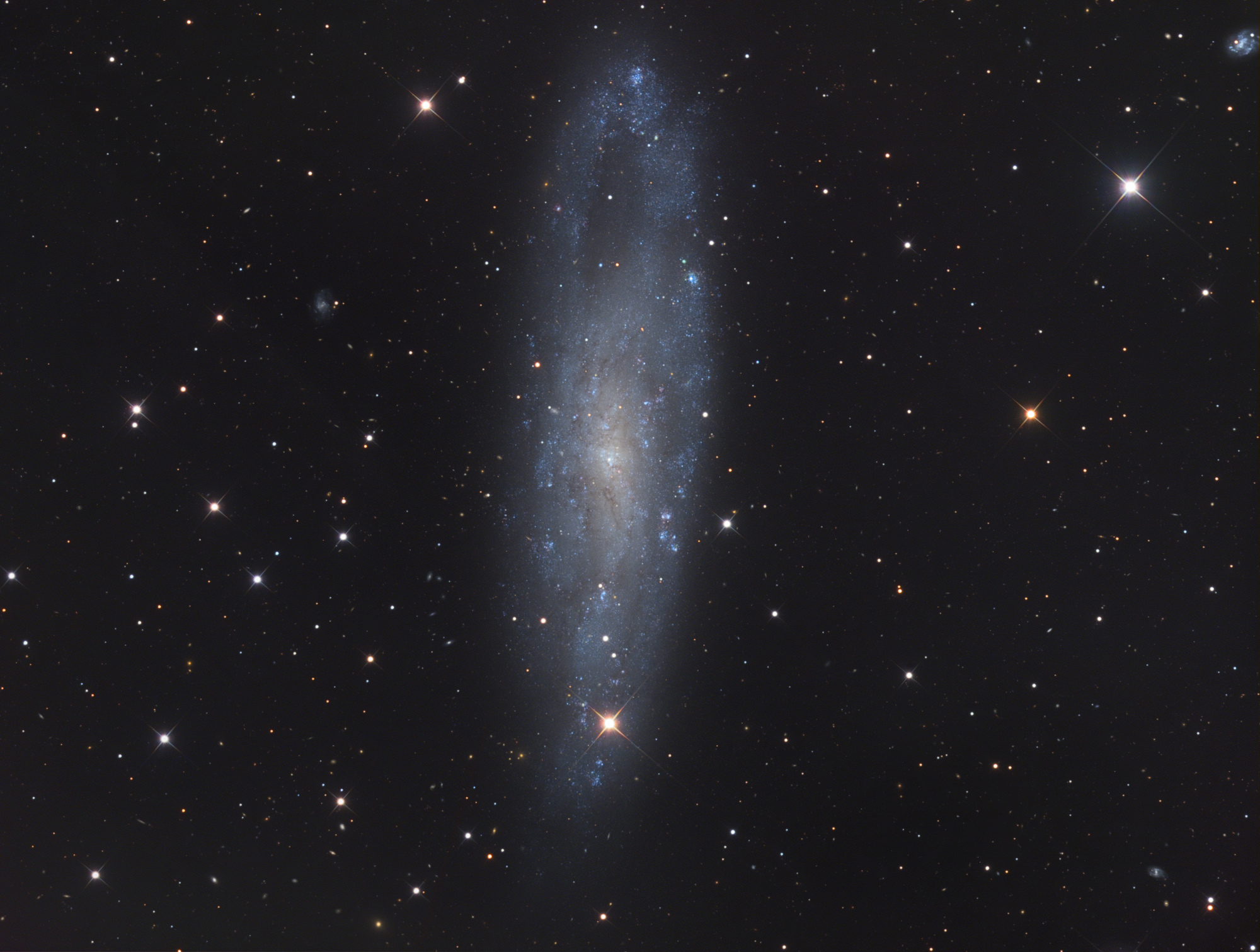 NGC247-LRVB-V2-Publi.thumb.jpg.c666e927fd9be84a7f7a32e08354765d.jpg