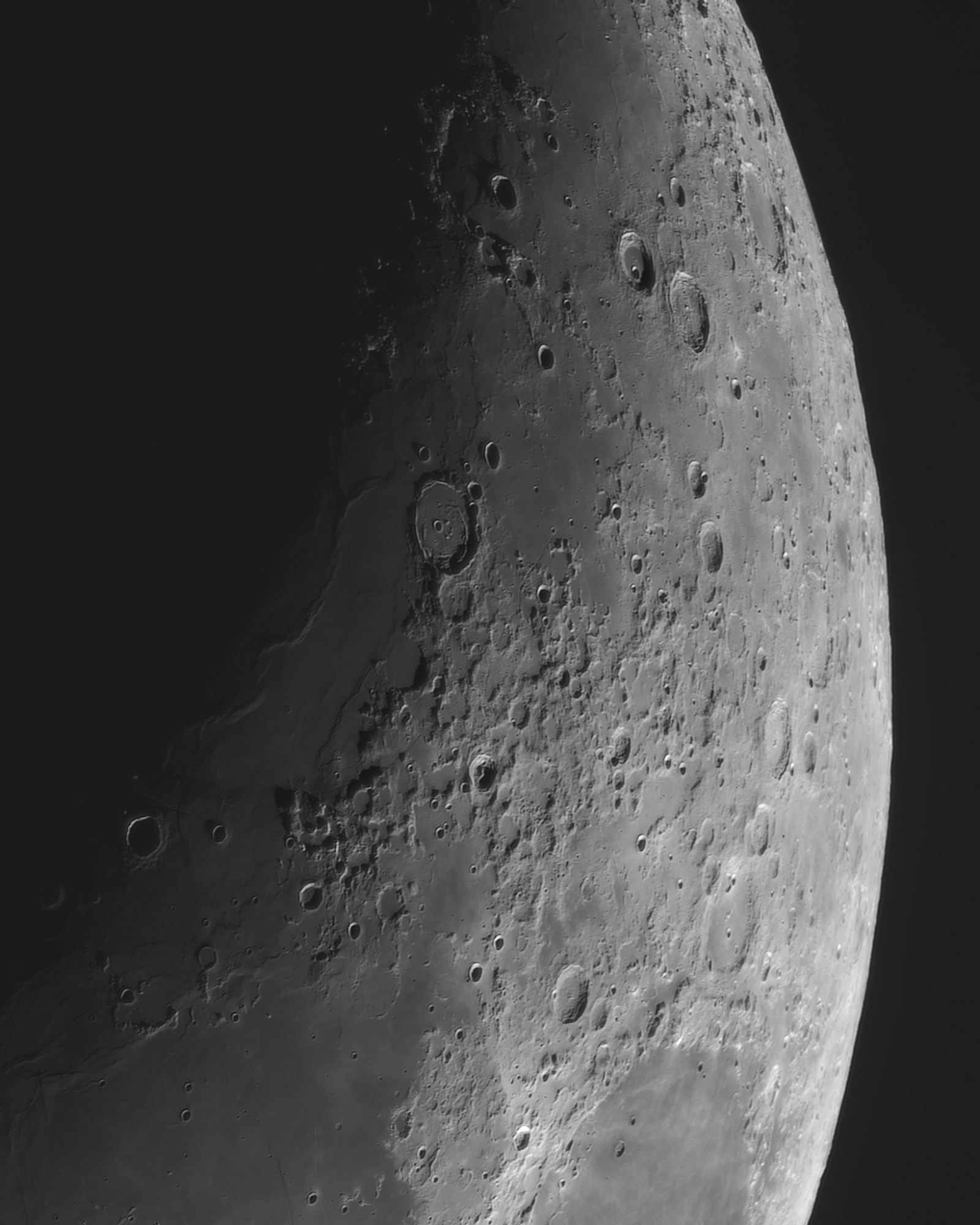 Lune 17 04 21-crop1.jpg