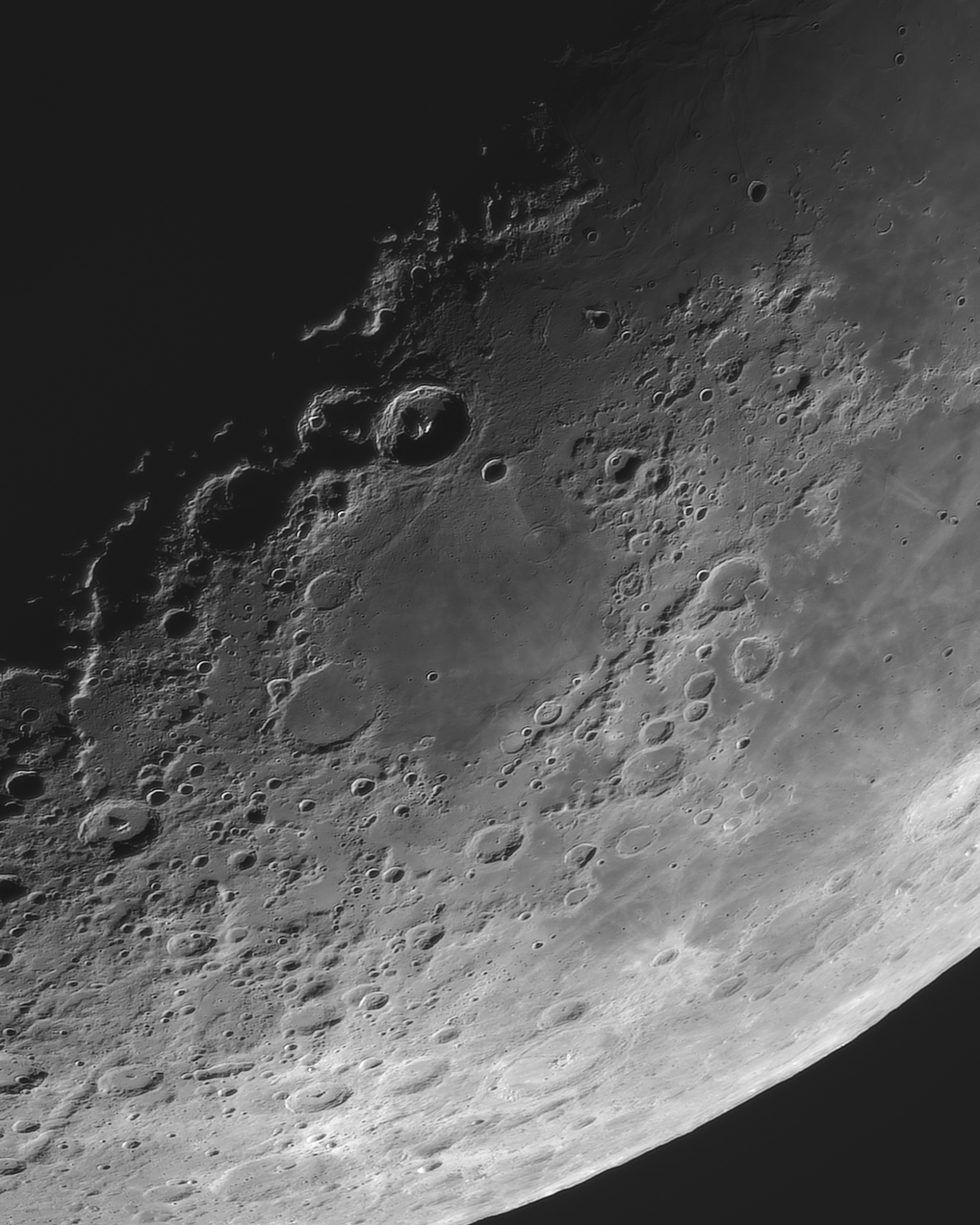 Lune 17 04 21-crop2.jpg