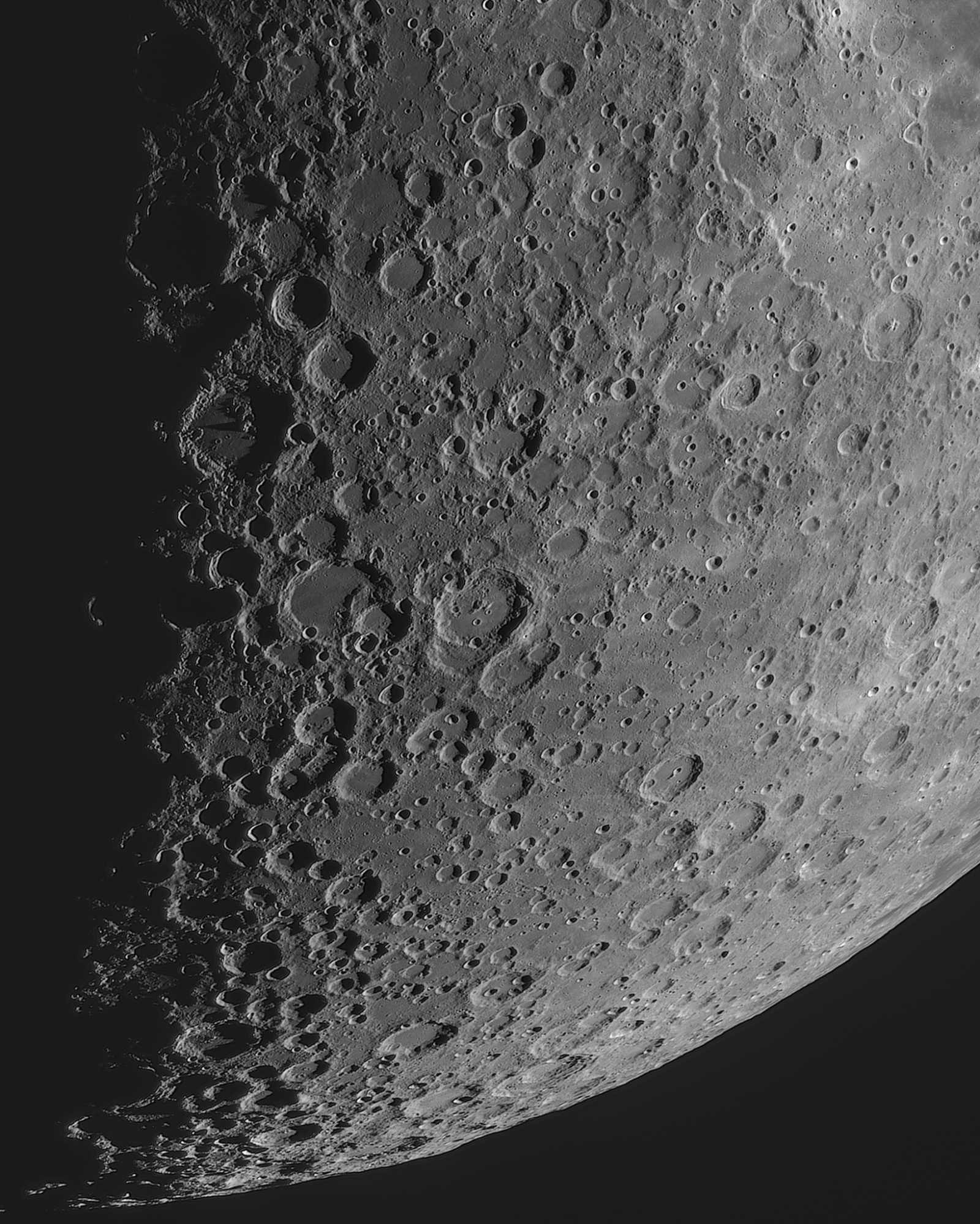 Moon 19 04 21-crop3.jpg